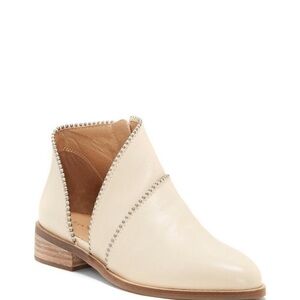 Luck Brand Prucella Bootie Sz 8M